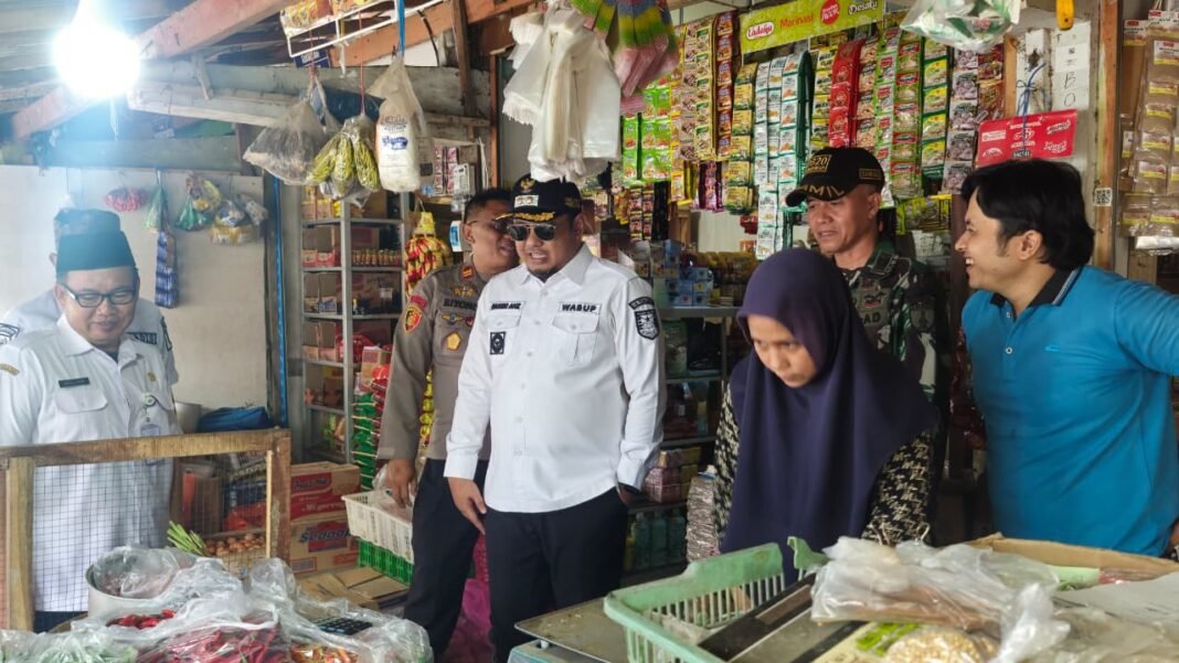 Pemkab Probolinggo Pastikan Stok dan Stabilitas Harga Bapokting di Pasar Paiton