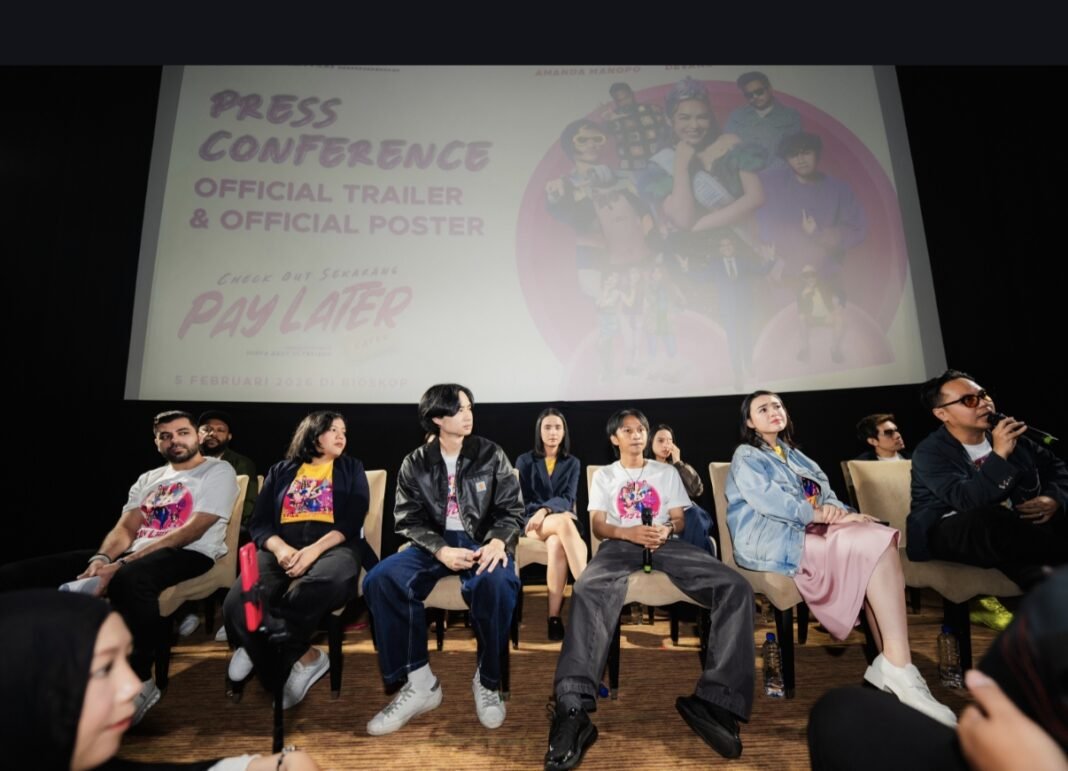 Film Check Out Sekarang, Pay Later (CAPER) Merilis Official Poster & Trailer Karya Scovi Films